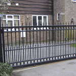 Bespoke electric sliding gates